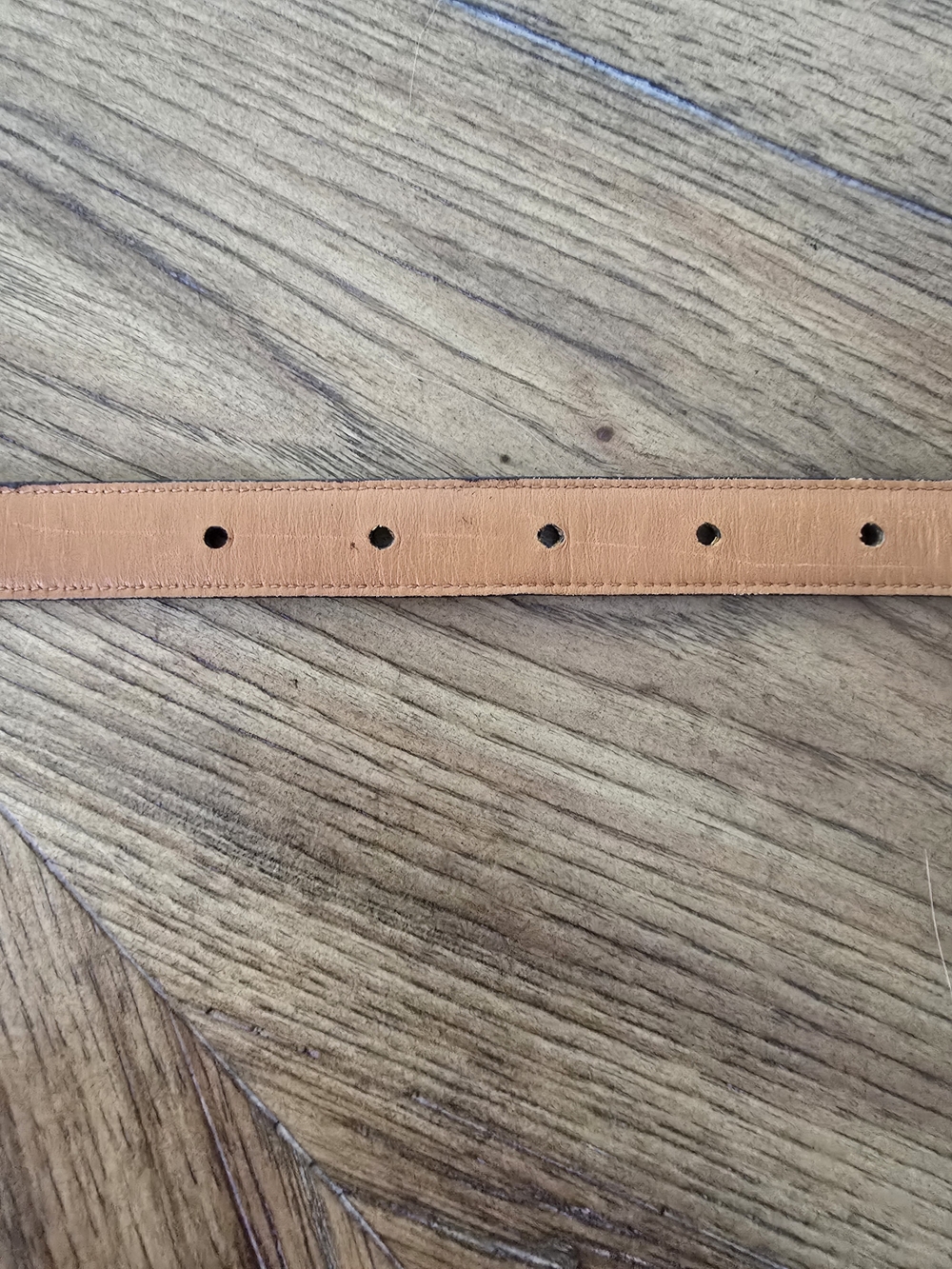 Ralph Lauren Italian Leather Women's Slim Navy Belt with Silver Hardware - Picture 6 of 11